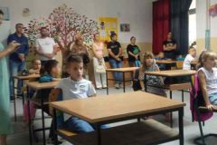 IMG-c42d0b6e6f6c9341560d4c9ed4b9acad-V